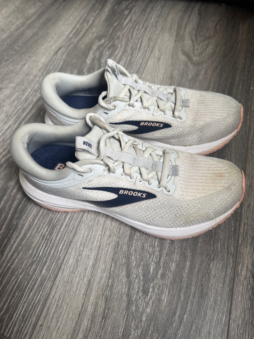 Brooks Light Gray and Navy Women's Running Sneakers